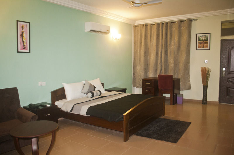 Consir Executive Lodge Акра Екстериор снимка