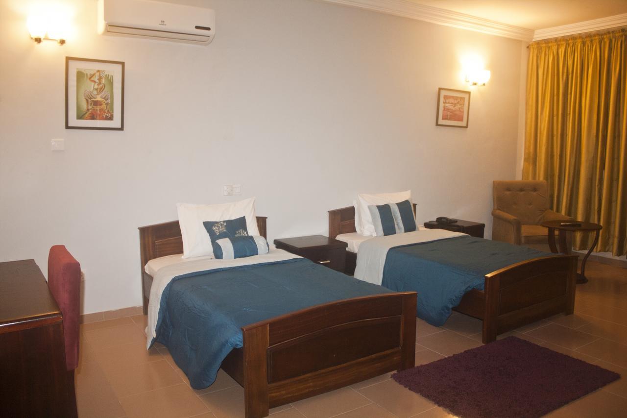 Consir Executive Lodge Акра Екстериор снимка