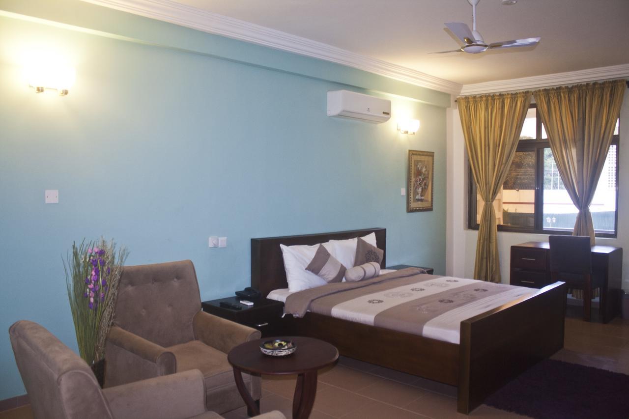 Consir Executive Lodge Акра Екстериор снимка