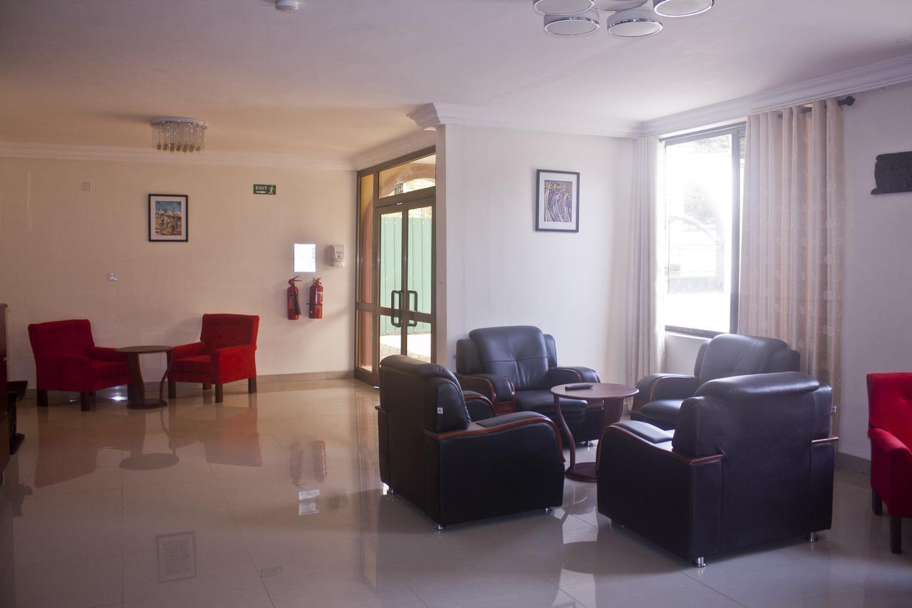 Consir Executive Lodge Акра Екстериор снимка