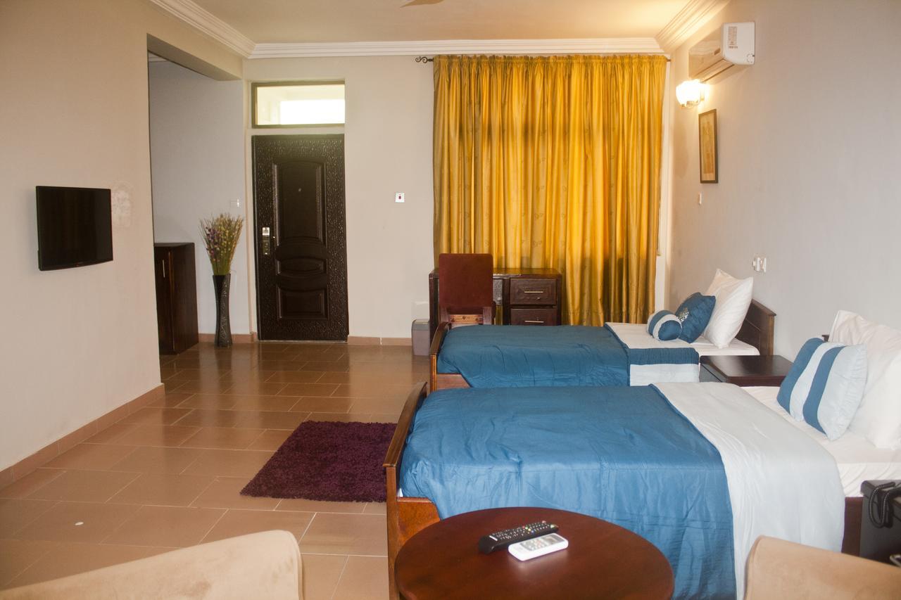 Consir Executive Lodge Акра Екстериор снимка