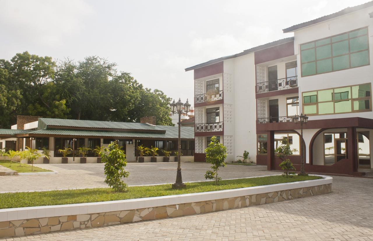 Consir Executive Lodge Акра Екстериор снимка