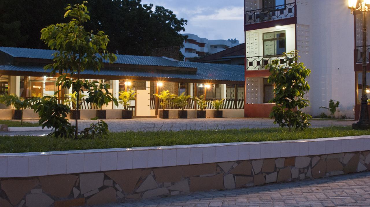 Consir Executive Lodge Акра Екстериор снимка