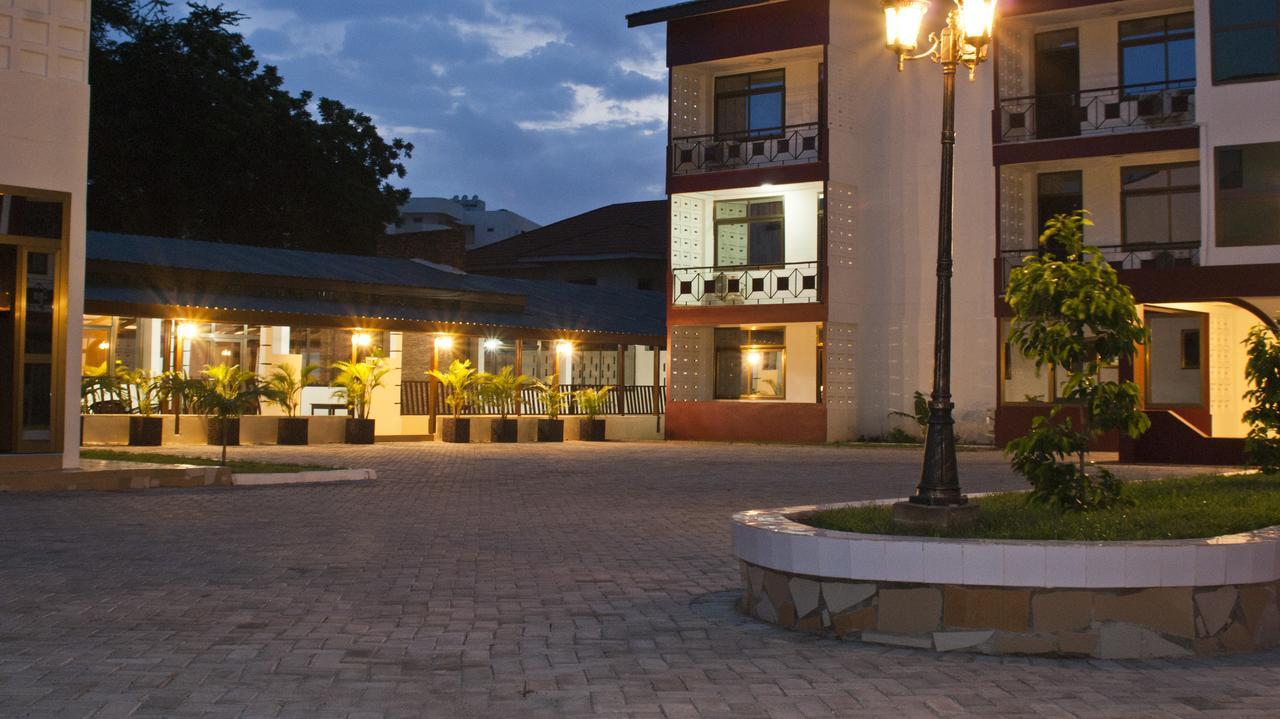 Consir Executive Lodge Акра Екстериор снимка